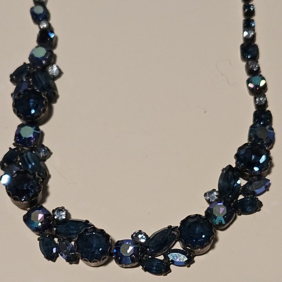 Stunning Estate Jewelry Vintage Regency Necklace Blue Rhinestones AB Finish - Picture 1 of 4